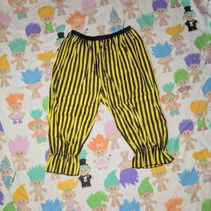 yellow and black stripe bloomers/balloon pants size medium